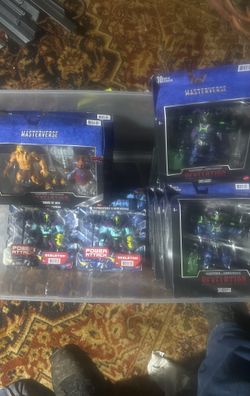 HE -MAN AND SKELETON Revelation Master Of The Universe