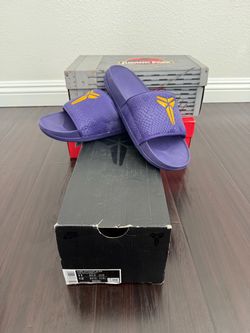Nike Kobe off court slides Men’s 11 (Cash only)