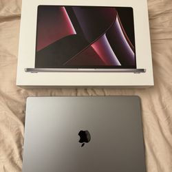 16 inch macbook pro with apple M2 pro chip (1TB SSD)