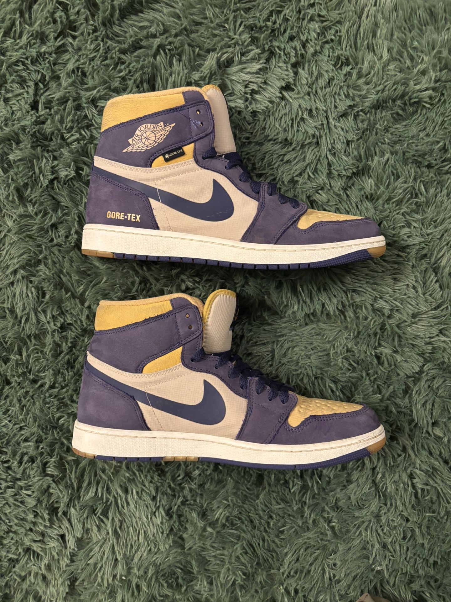 FOR SALE 💵 NO BOX🚫📦 JORDAN 1 “GORE - TEX SKY J PURPLE”