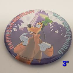 Walt Disney World Happy 23rd Birthday Goofy Character Collectible Pin Button.