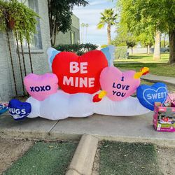 6ft Valentines inflatable $30 “27ave and Glendale “NO HOLDING “