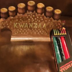 KWANZA  CANDLE HOLD ER