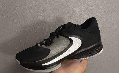 Nike zoom freak 4 size 10.5