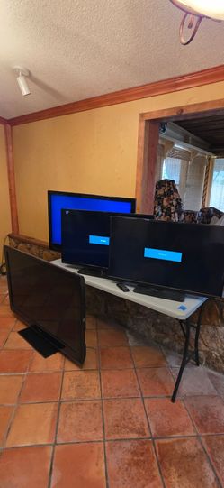 4 tvs for $75