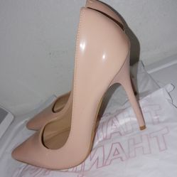 Steve Madden High Heels Nude Color