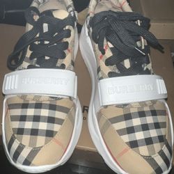 Burberry Sneaker 