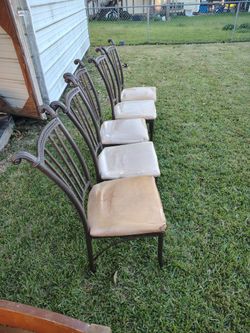 5 dinning chairs