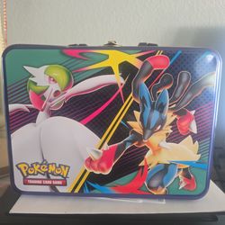 The Pokémon TCG: Collector Chest