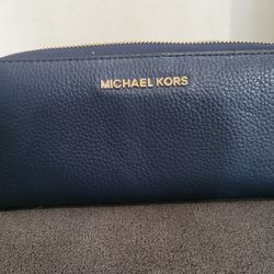 Michael Kors Wallet.