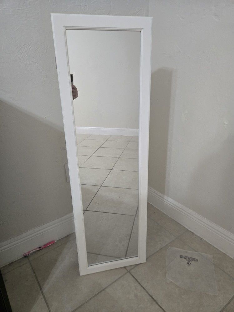 Jewelry Dresser Mirror 