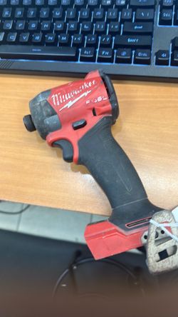 Milwaukee 1/4 Impact Driver