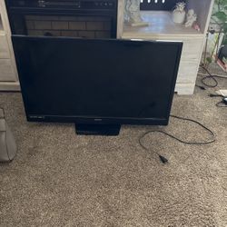 Sanyo TV  (19 inch)