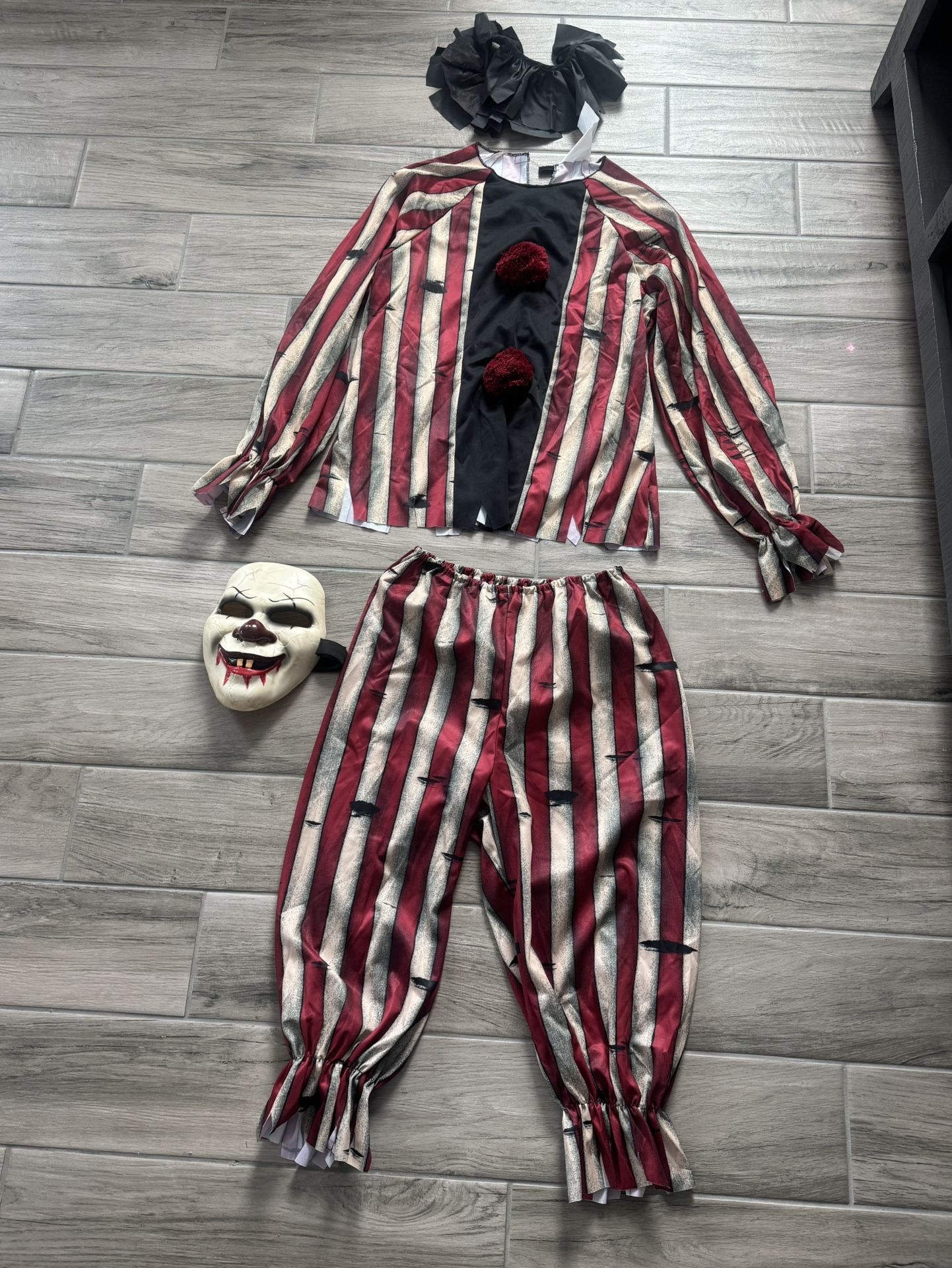 Nightmare Clown Costume for Men Size M