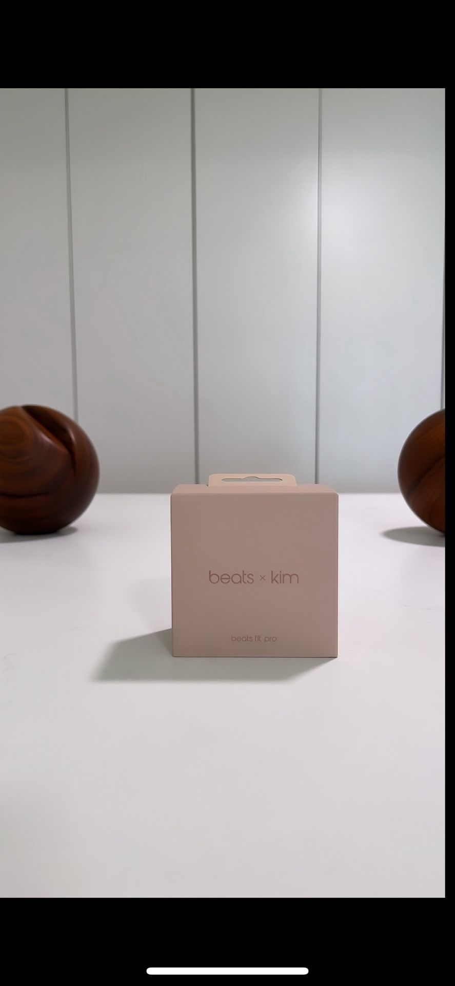 Beats Airpods x Kim Kardashian Collab