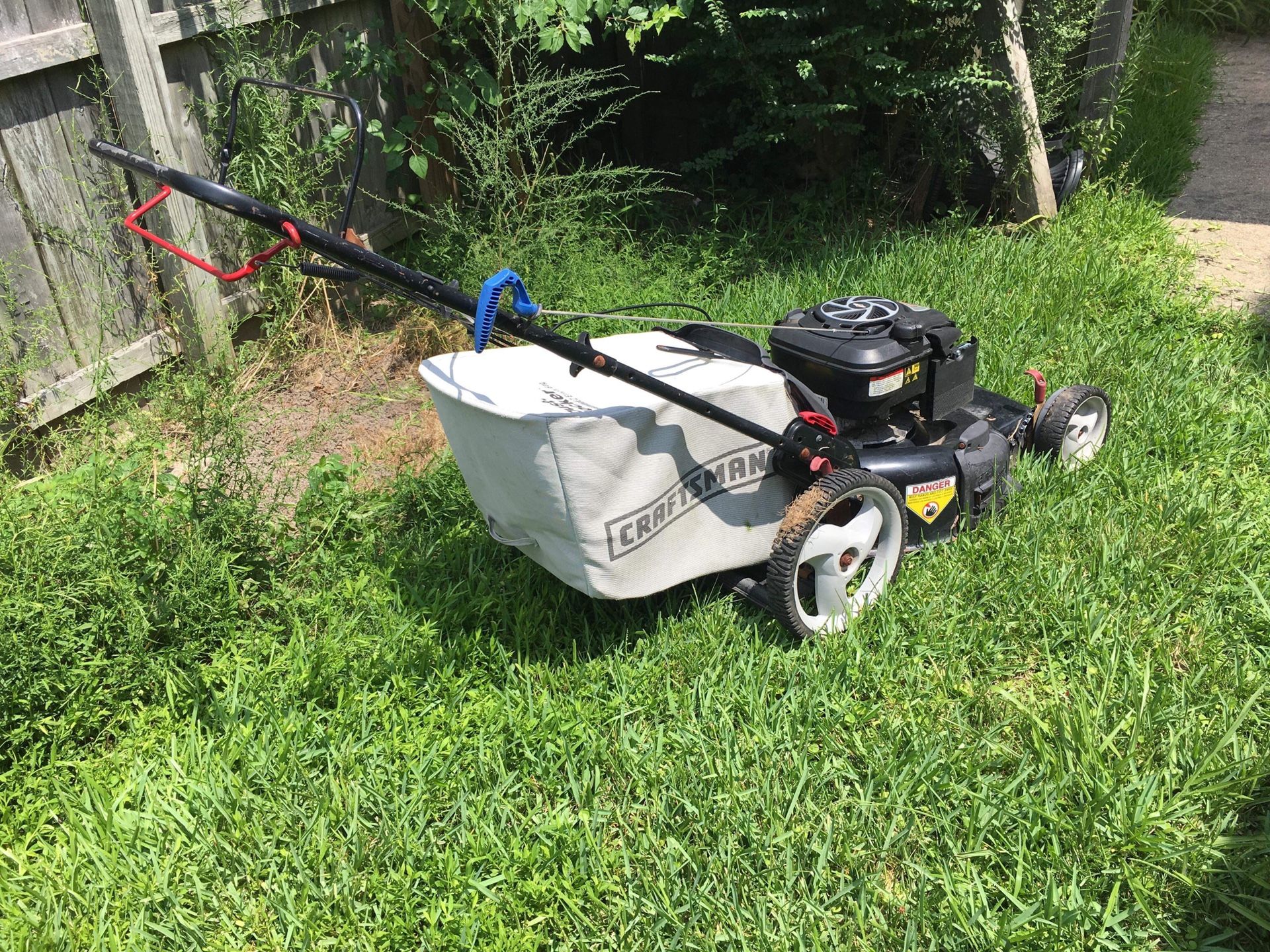 Craftsmen self propelled lawn mower