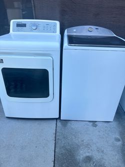 Washer & Dryer Pair