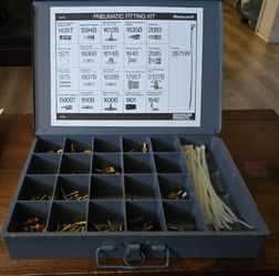 Pneumatic  fitting  kit