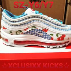 NIKE AIR MAX 97 SE SIZE-6Y