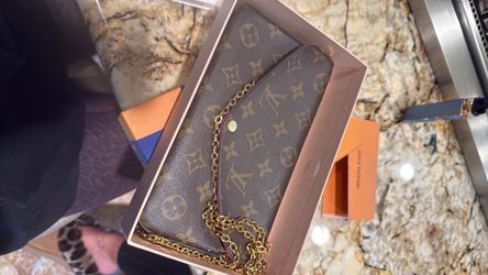 Louis Vuitton Monogram Chain Wallet Clutch