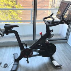 Peloton Bike+