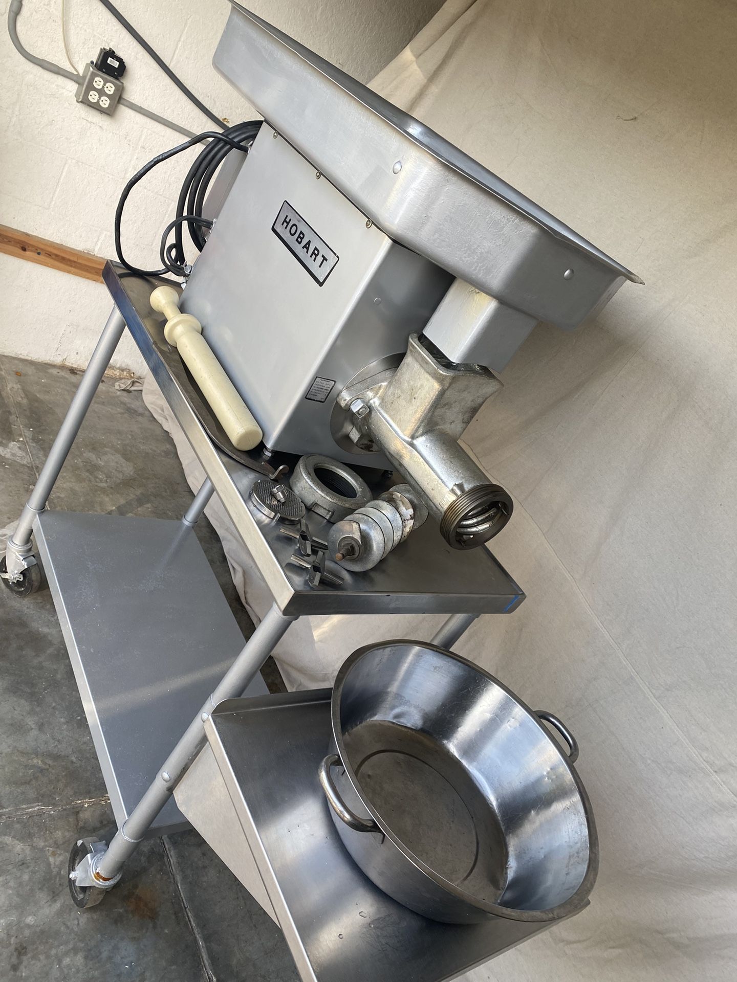 Hobart Meat Grinder 4732