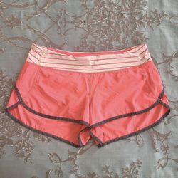 Lululemon Speed Short 4-way Stretch 2.5" Electric Coral Women Size 10