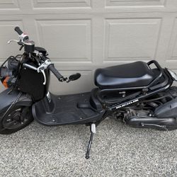 Honda Ruckus (with Stretch Extension)