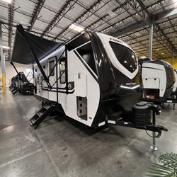 2026 EAST TO WEST Alta 1900MMK 