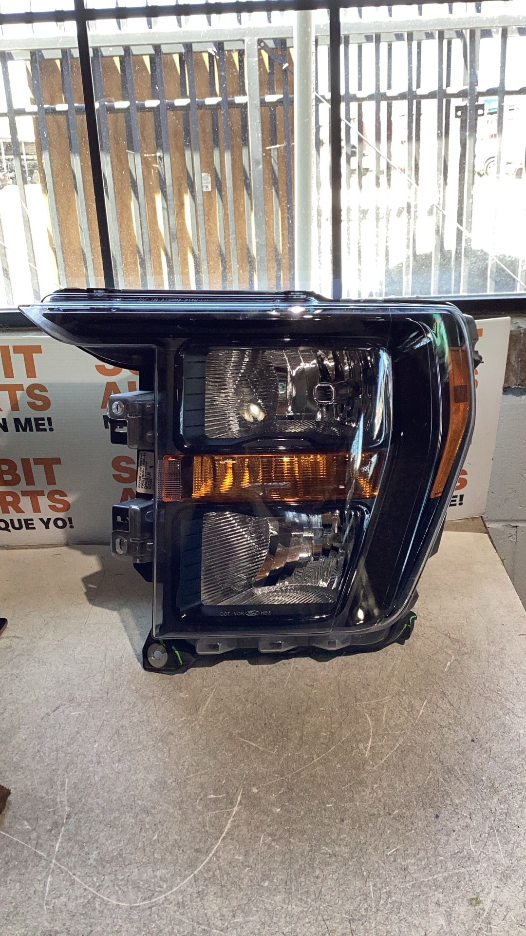 2021 Ford F150 Driver Headlight Halogen Original 2023