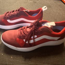 Vans UltraRange Sneakers – Red/White – Lightweight & Comfortable  NEW NEVER WORN