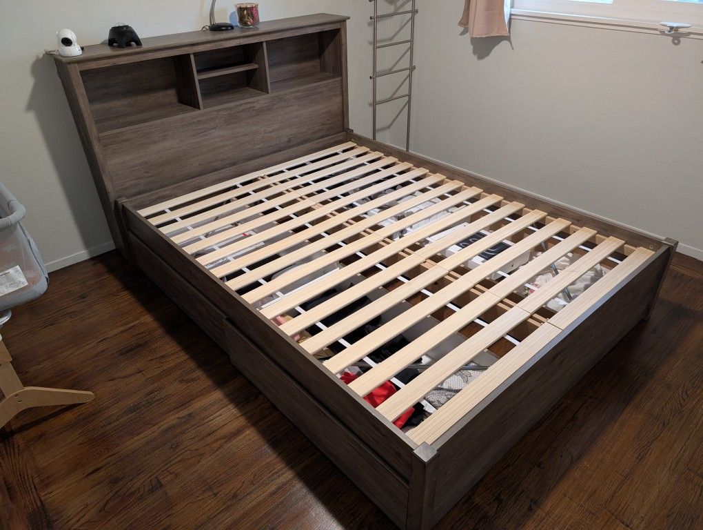 Queen Bed Frame 4 Drawers & Headboard
