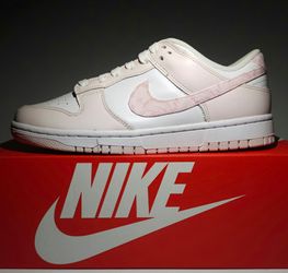 Wmns Nike Dunk Low "Pink Paisley"
