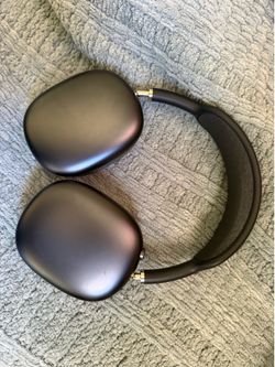 Apple Airpod Maxes