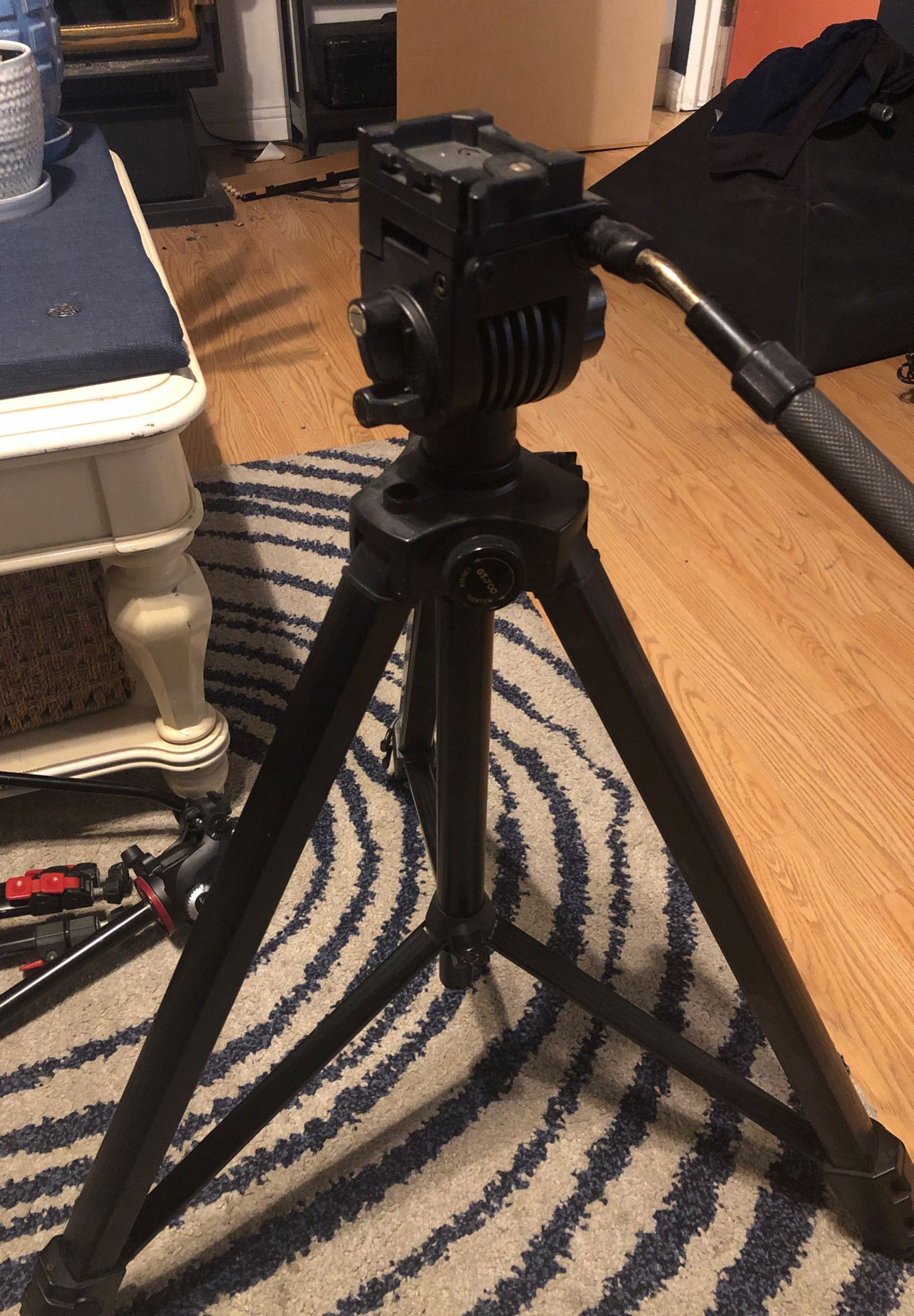 Gold Coast GT-700 vintage tripod