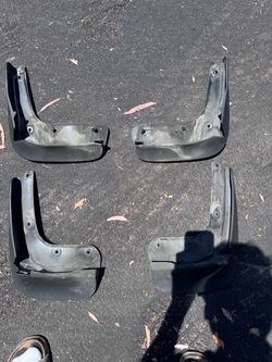 Splash Guards mk8 GTI Volkswagen OEM