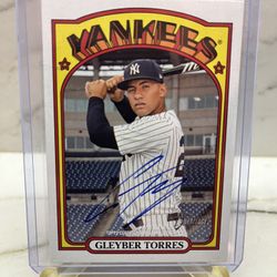 Gleyber Torres Topps Certified Autographed Issue 2021 Topps Heritage Baseball Card