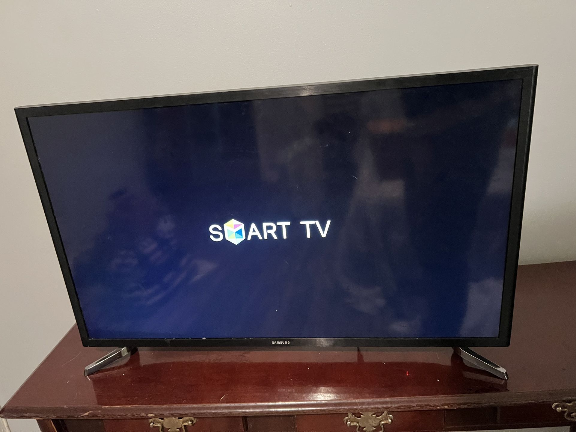 32” Samsung Bravia Smart TV