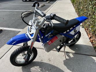 Razor Dirt Rocket e bike for kids
