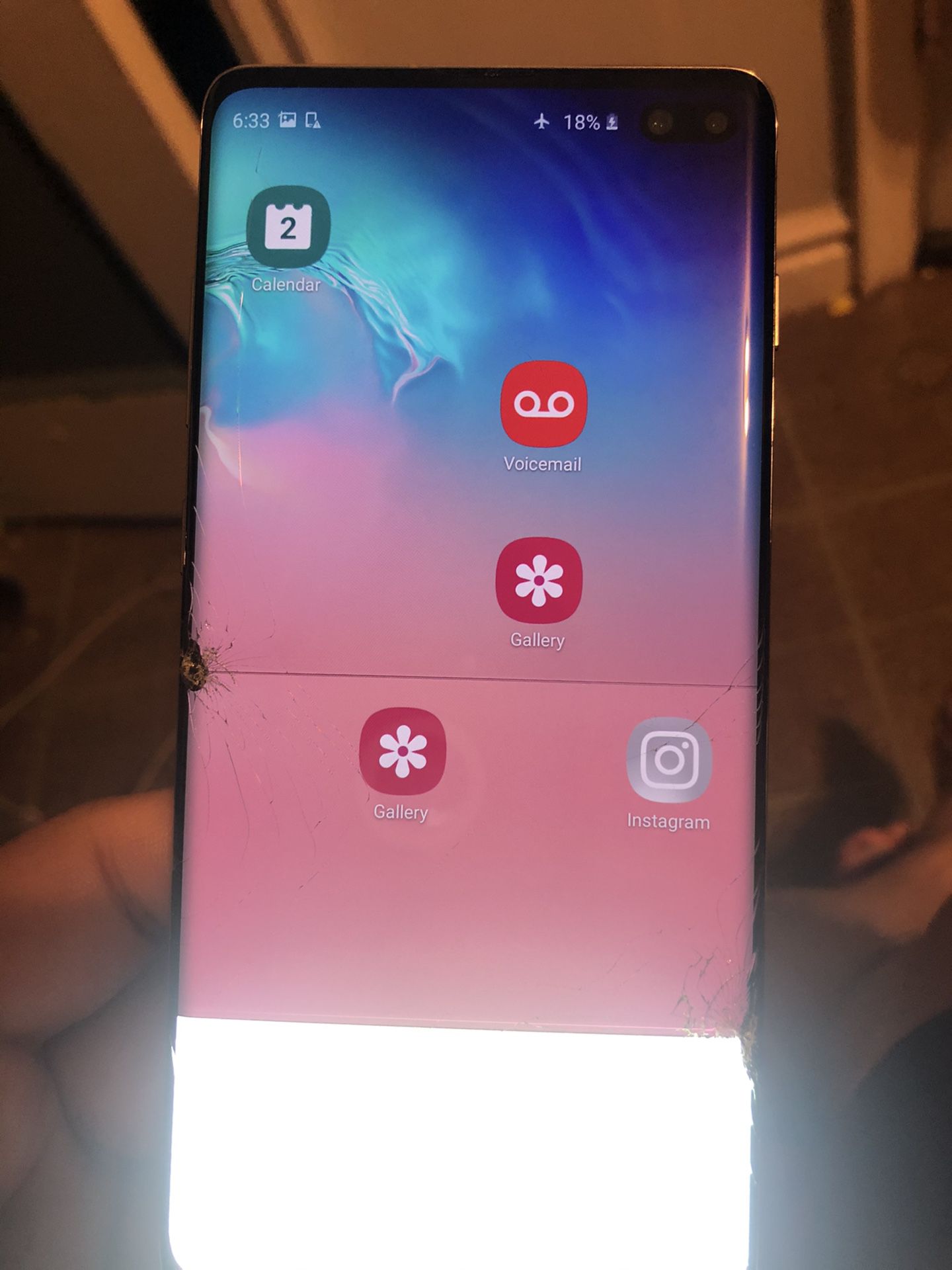 Samsung galaxy s10 plus 128gb unlock cracked screen