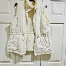 Women’s Quilted/Faux Fur Reversible Vest