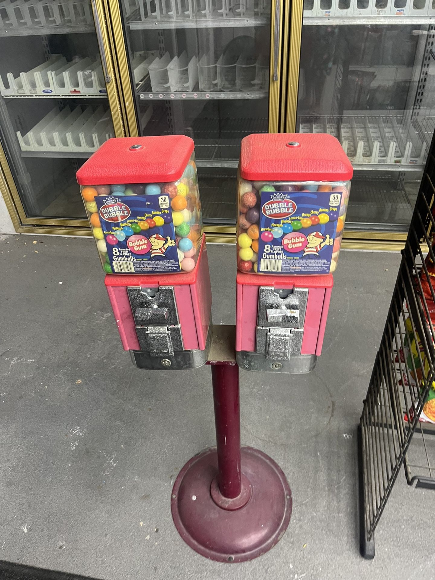 Gumball machine