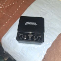 Bluetooth Earbuds With Built In Powerbank 