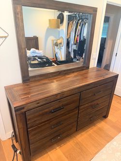 Wood dresser