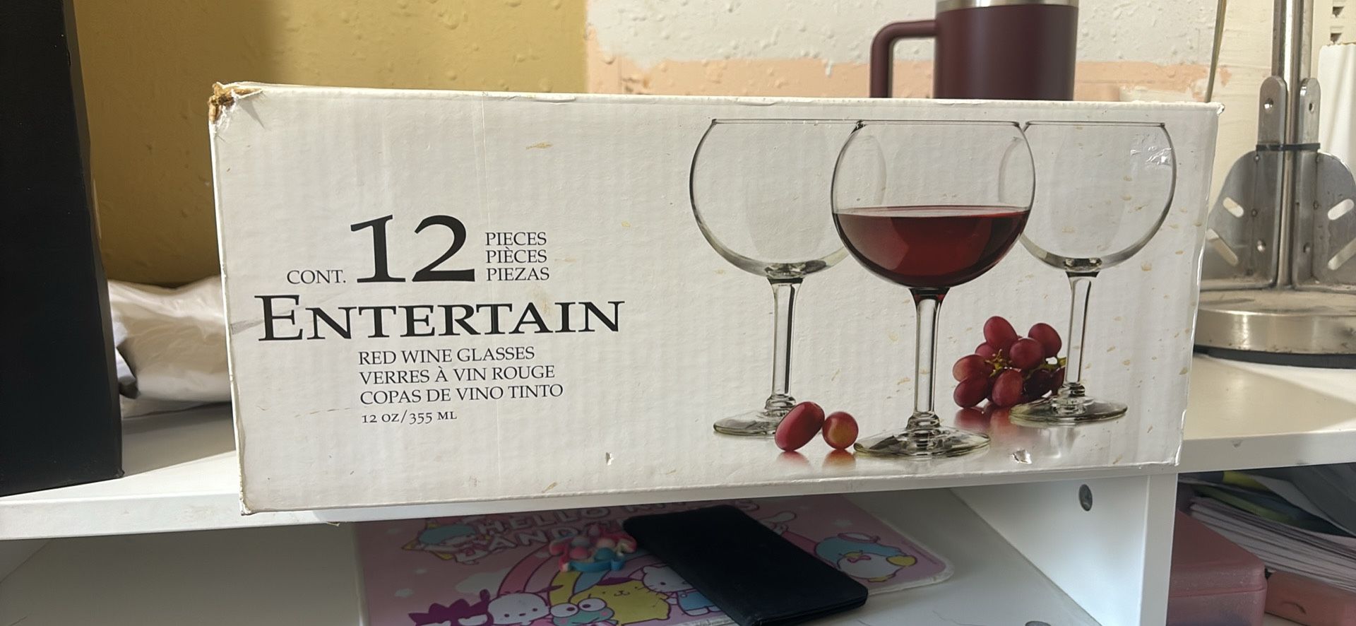 12 Set Wine Glasses