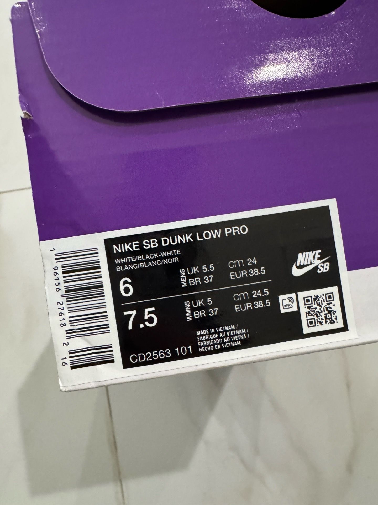 イズ Nike SB Low Pro White Gum Size 6 Men's/7.5 Women