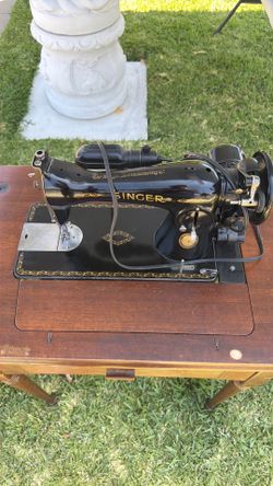 Singer Sewing Machine