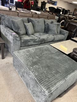 New Sofa And Ottoman 1100$
