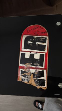I’m trying too get any info on this signed broken skateboard if anybody knows any info