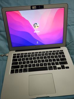 MacBook Air 13-in (Early 2015)